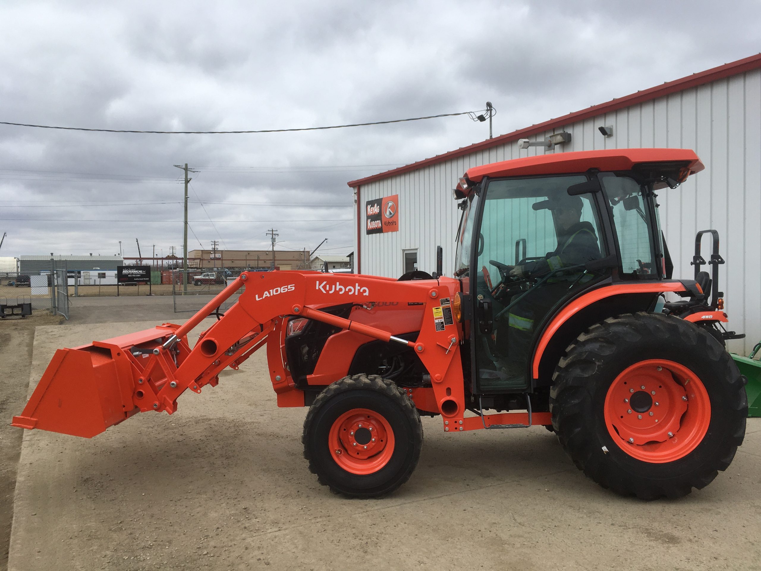 Kubota Mx6000 4wd Cab Tractor With 72